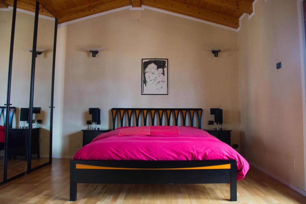 Guesthouse "Villa Tamas" Limone sul Garda Exterior photo