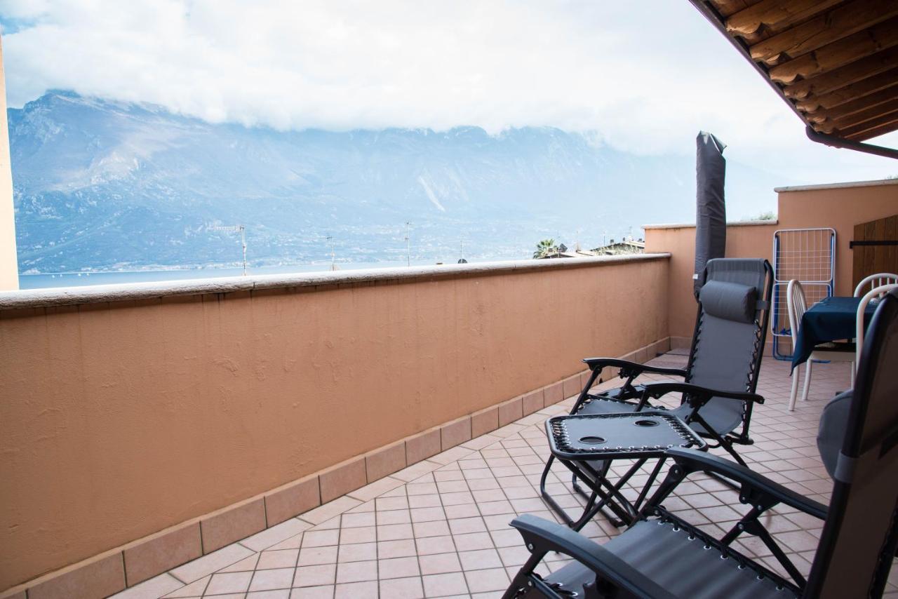 Guesthouse "Villa Tamas" Limone sul Garda Exterior photo